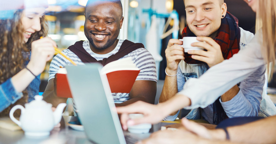 Se você tem um site e quer aumentar o número de visitantes e potenciais clientes, te daremos 5 boas dicas para bombar seu site de visitantes.