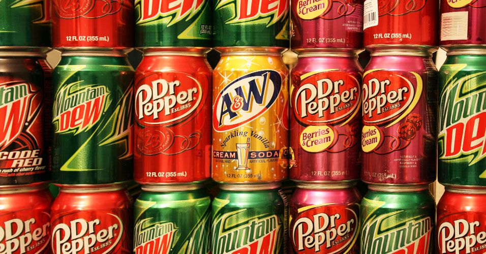 Neste artigo, vamos explicar por que as marcas estão apostando em novos formatos e cores para as suas embalagens e quais são os benefícios dessa mudança.